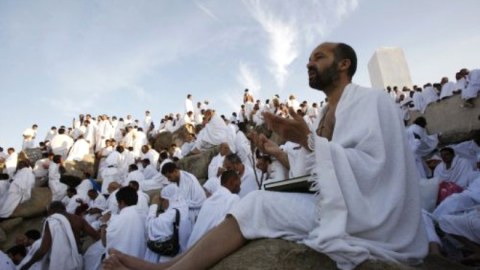 Bu il Həccə gedə bilməyənlər necə savab qazana bilərlər? - Hacı Şahin YOL GÖSTƏRDİ