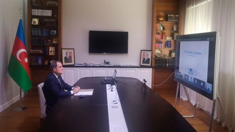 Təhsil Naziri müəllimlərin suallarını cavablandırdı - FOTO