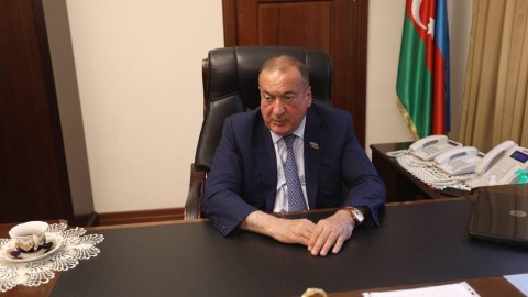 Onlayn imtahanlara fərqli rəng qatan,  tələbələr üçün darıxan universitet - REPORTAJ  