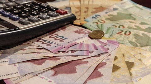 Azərbaycanın dövlət borcu dünya səviyyəsindən 5 dəfə azdır - Vüsal Qasımlı 