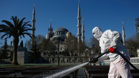 Türkiyədə koronavirusla bağlı son vəziyyət açıqlandı