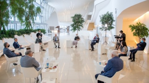 “Bizi ora danlamağa çağırmamışdılar” - Ziyalılar Anar Ələkbərovla görüşdən DANIŞDILAR