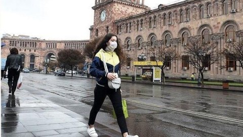 Ermənistanda koronadan ölənlərin sayı 700-ü keçdi