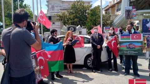 İstanbulda “Azərbaycana dəstək, şəhidlərimizi anma və Ermənistanı qınama” aksiyası