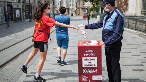 Türkiyədə koronavirusla bağlı son vəziyyət açıqlandı