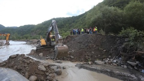 Gürcüstanda 250  sakin fəlakət zonasından təxliyə olundu