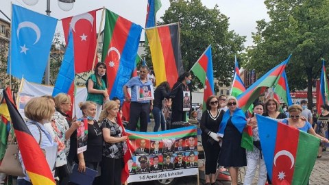 Hannover şəhərində Azərbaycan ordusuna dəstək mitinqi keçirilib