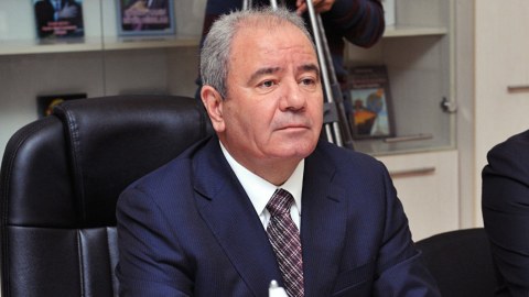 Ramiz Mehdiyev Əli Abbasovu işdən azad etdi