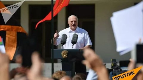 Lukaşenko xalqa səsləndi: "Bu, mənim günahım deyil"