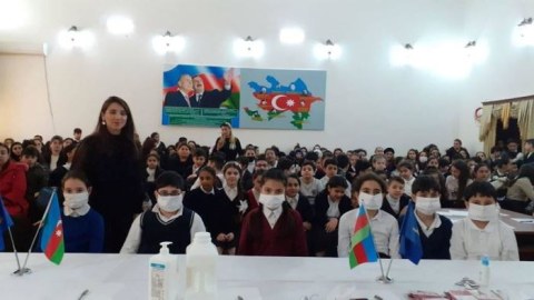 Övladlarını məktəbə göndərməyən valideynlərlə razılaşma imzalanacaq