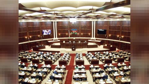 Milli Məclisin Ailə, qadın və uşaq məsələləri komitəsi təkliflər hazırlayır