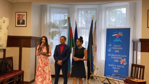 Azərbaycanlı rəssamın Estoniyada 80 illiyi qeyd edildi - FOTO