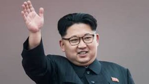 Kim Çen In səlahiyyətlərini bacısı ilə bölüşdü
