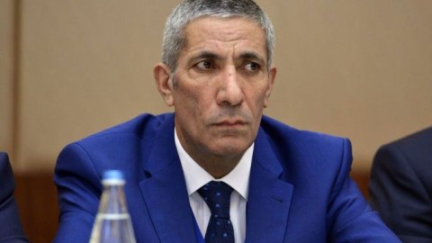 Siyavuş Novruzov Mehdiyevin nəvəsinin toyuna getməyindən danışdı: “İştirak eləmişəm, düz eləmişəm...”