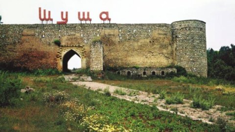 Livan erməniləri azərbaycanlı deputatın Şuşadakı evinə KÖÇÜRÜLDÜ  