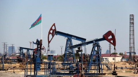 Azərbaycan neftinin qiyməti AÇIQLANDI