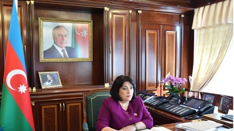Prezident Administrasiyası ilə deputatlar arasında görüş keçirilib