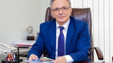 Əflatun Amaşov cəbhə jurnalistlərinə müraciət etdi: Hərbi forma geyinməyin!