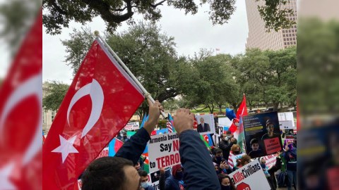 Bərdə və Gəncədəki erməni terrorları ABŞ-dakı azərbaycanlıları ayağa qaldırdı - FOTOLAR
