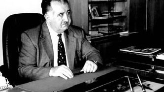 Sadəliklə nəcibliyin vəhdətini yaşayan insan