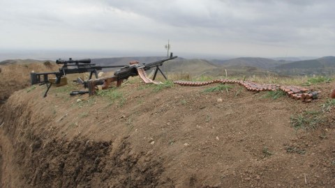Qubadlı-Laçın istiqamətində düşmən mövqelərini ataraq qaçıb