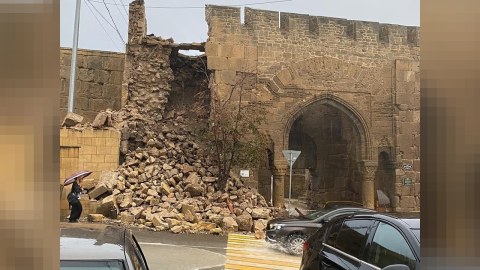 Dərbənd qalasının divarı dağıldı – FOTO
