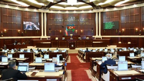 Koronavirusa yoluxan deputatların adları məlum oldu