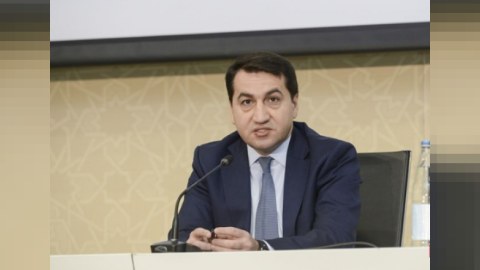 Hikmət Hacıyev: “Bu qətnamə Azərbaycan üçün adi kağız parçasından başqa bir şey deyil”