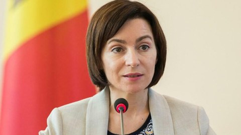 Moldovanın yeni prezidenti hökuməti istefaya göndərir