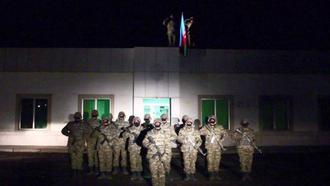Laçında Azərbaycan bayrağı qaldırıldı - VİDEO