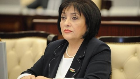 Sahibə Qafarovadan Laçın TƏBRİKİ