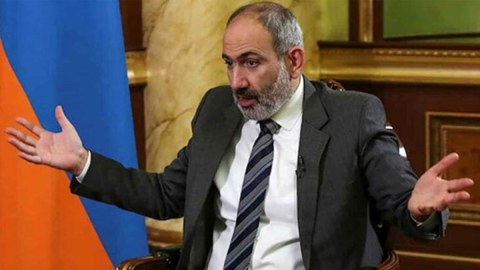 Rusiyadan Paşinyana istefa çağırışı 