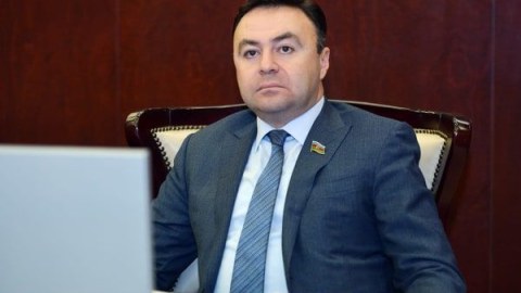 Deputat «vikipediya» ilə bağlı layihəyə başlayır