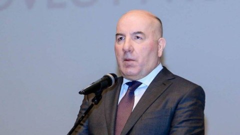 “Ermənistan böhran içərisindədir” - Elman Rüstəmov
