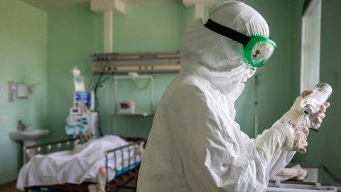 Azərbaycanlı psixoloq: “Koronavirus qorxulu xəstəlik deyil, hamı yoluxacaq” 
