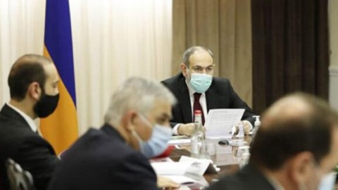 Paşinyan Təhlükəsizlik Şurasının təcili iclasını çağırdı