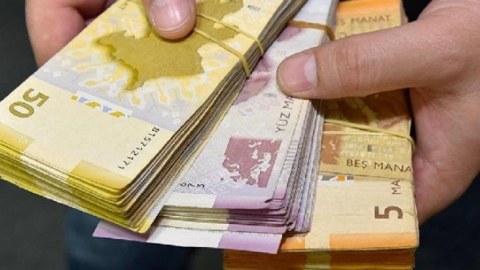 “Əmanətlərin tam sığortalanması haqqında” sənəd II oxunuşdan keçdi