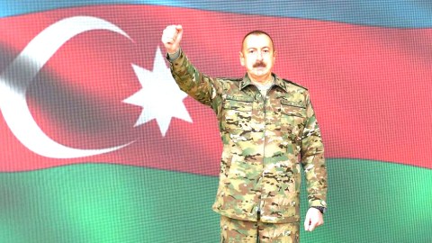 Prezident bu gün 7184 hərbçini TƏLTİF ETDİ