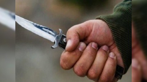 Bakıda kişi bıçaqlandı