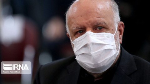 İranın neft naziri Rusiyaya gedir