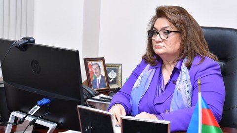 Ailə, qadın və uşaq məsələləri komitəsində dinləmə keçirilib