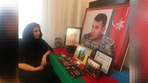 “Həmişə deyirdi ki, mənim yolum qazilik və şəhidlik yoludur” - Polkovnik Babək Səmidlinin bacısı ilə MÜSAHİBƏ