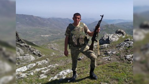 “3 ay idi oğlumdan xəbər yox idi, dünən şəhid olduğunu dedilər” - ŞƏHİD ATASI
