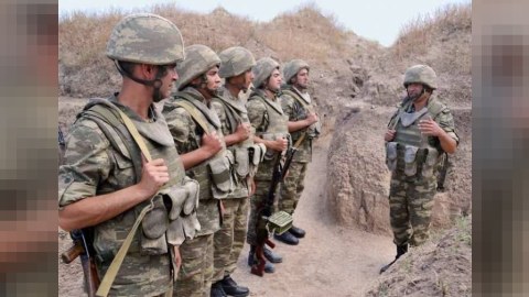 Deputat hərbçilərin maaşının qaldırılmasını TƏKLİF ETDİ