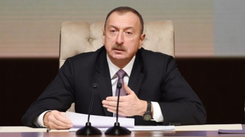 İlham Əliyev: Köçkünlər cavab versinlər - öz dədə-baba torpaqlarına getmək fikirləri var, yoxsa yox?
