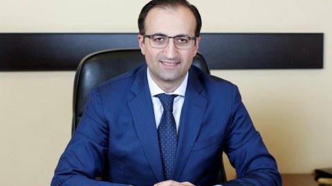Ermənistanın səhiyyə naziri istefa verdi