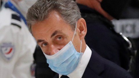 Fransada Sarkozinin Rusiyadan pul alması ilə bağlı istintaq başlayıb
