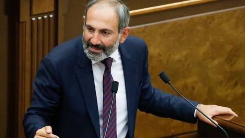 Paşinyan 20 yanvar şəhidlərini necə yad etdi...