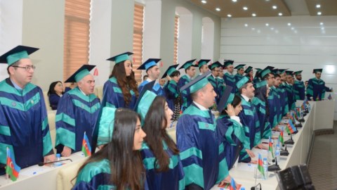 “Universitetlərdə bu qədər müəllimə ehtiyac yoxdur” - Rektordan etiraz
