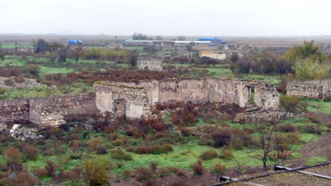 Ermənilər Cəbrayıldakı qəbiristanlıqları eşib, insan sümüklərini çıxarıblar